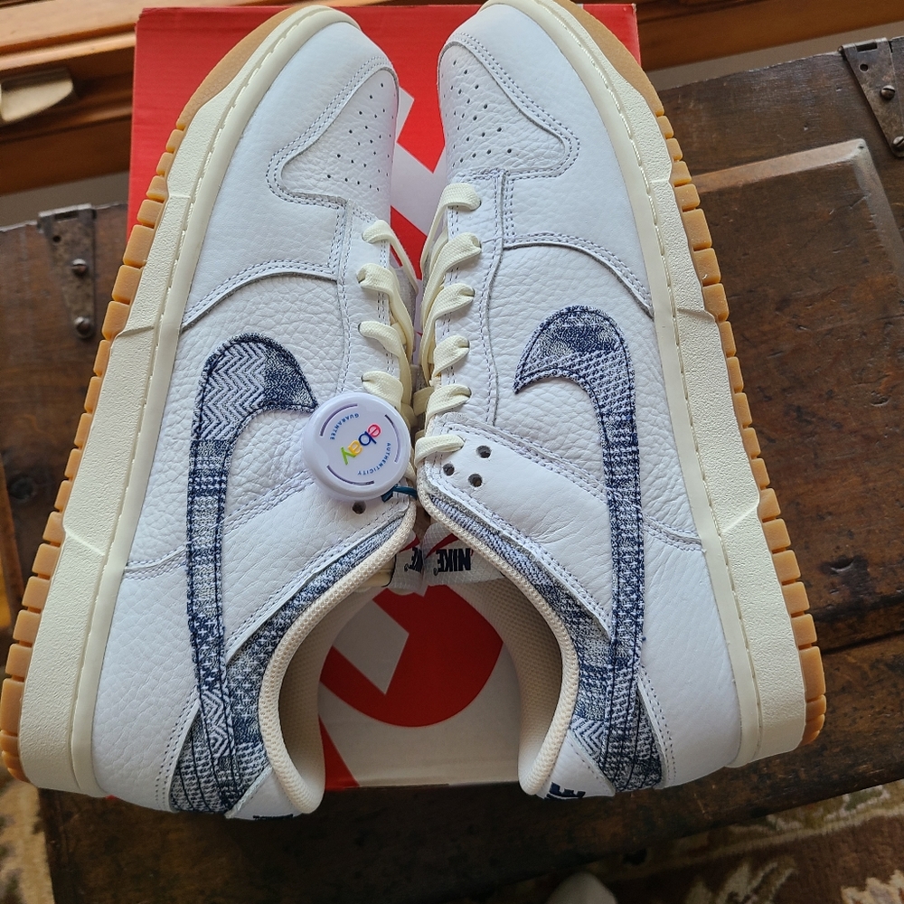 Men's NWT Nike dunk low size 10.5